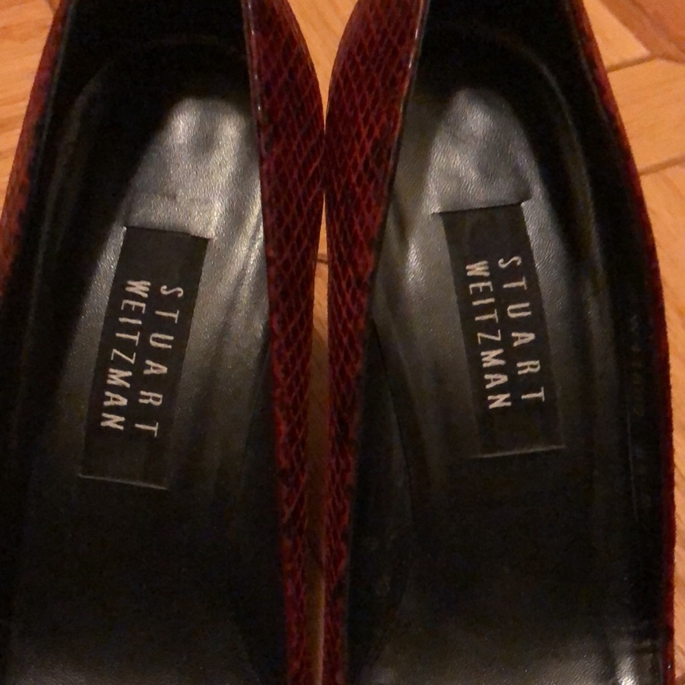 Stuart Weizman Snake Print Pump - image 3